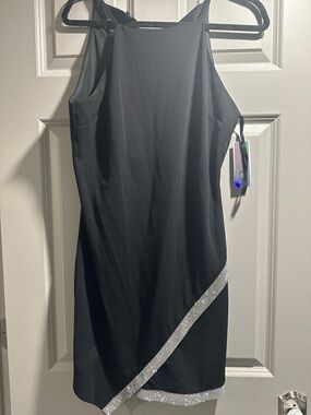 Black Sleeveless Dress with Sparkle Trim - Elegant Evening Style